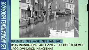 1983 La Moselle en crue.mp4