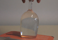 Sans en renverser une goutte