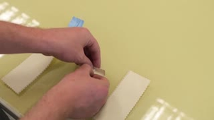 2. Les bandes de coton comme indicateur biologique du fonctionnement des sols - Préparation des bandes de coton au laboratoire