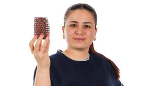 Asma Ferchichi, doctorante finaliste MT180 nous accueille dans son labo